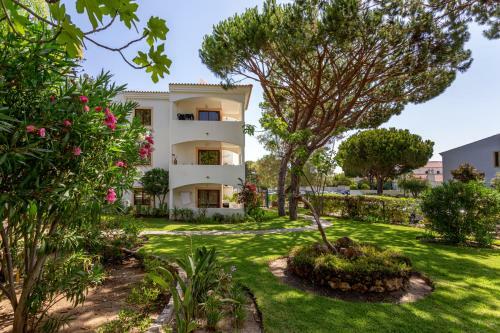 Apartamento Fresh Sunny Flat With Pool & Terrace By Host Wise
