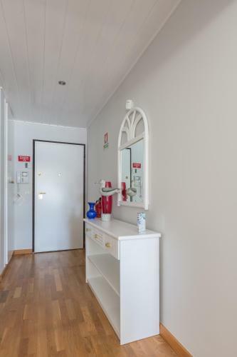 Seashell Apartment