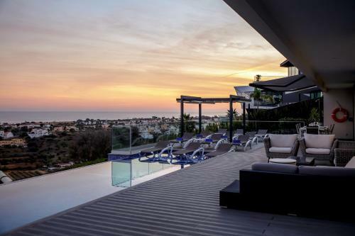 Luxury Villa - �guia Mar