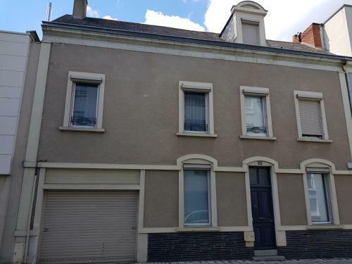 Studio Privatis� Avec Terrasse Dans Maison de Charme Angevine