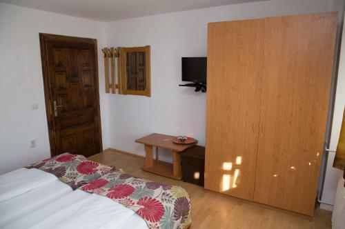 Hostal Vila Tisa