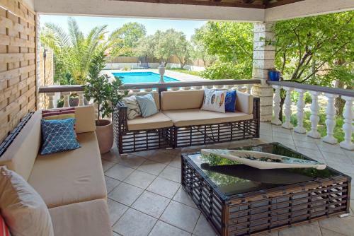 Villa Holiday Home Stri?nja W/ Sea View