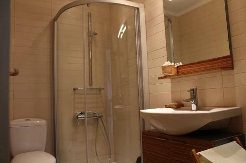 Apartamento Avia Holiday Home 2