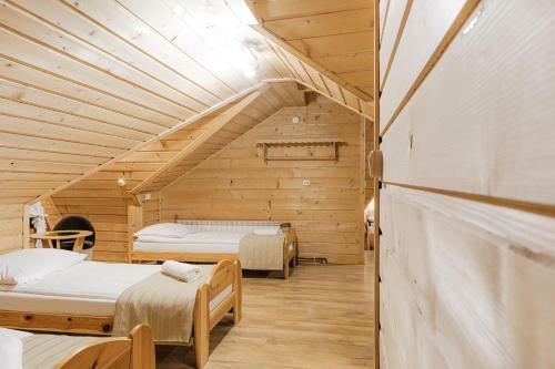 Bed & Breakfast Chata U Bronka
