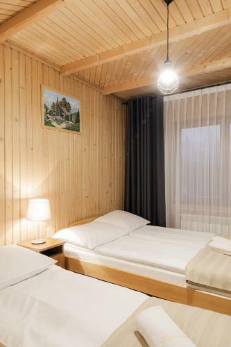 Bed & Breakfast Chata U Bronka