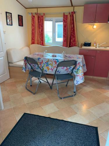 Mobil Home 6/8 Personnes