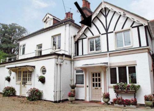 86 Canterbury Road