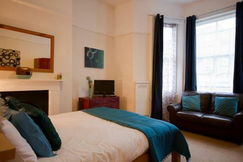 Hostal The Guesthouse East