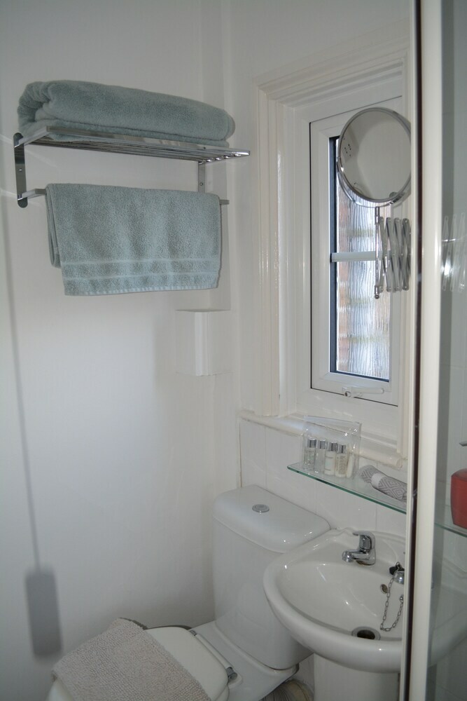 Hostal Loriston Guest House