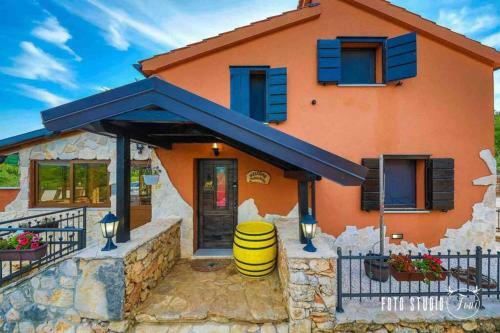 Villa With Pool,sauna, Jacuzzi Near Split,trogir