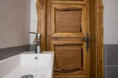 Villa With Pool,sauna, Jacuzzi Near Split,trogir