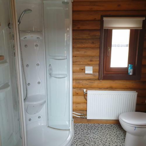 Finse Woning Op Camping de Tulpenweide