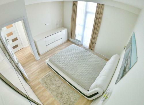 White Dune Apartment