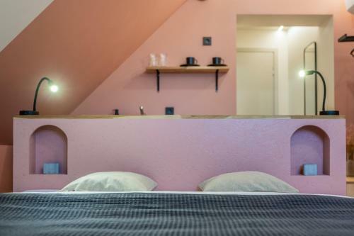 B2 Apartments