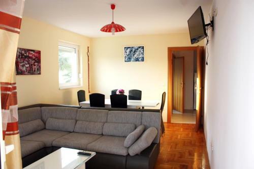 Kristina Apartmanh�z
