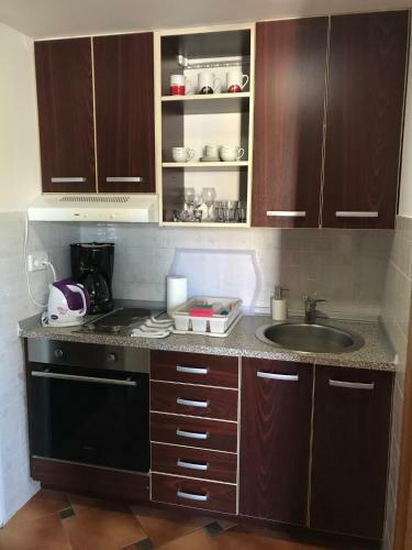 Kristina Apartmanh�z