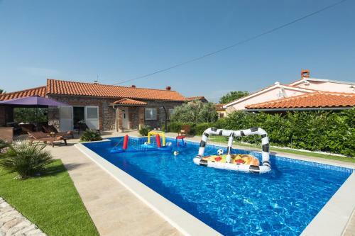 Mediterranean Villa Azul With Private Swimming Pool And Jacuzzi