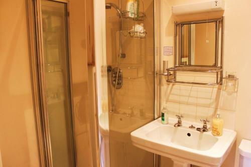 Thropton Demesne Farmhouse B&B