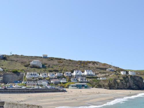 Coombe End Cottage