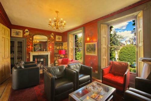 Strattons Hotel