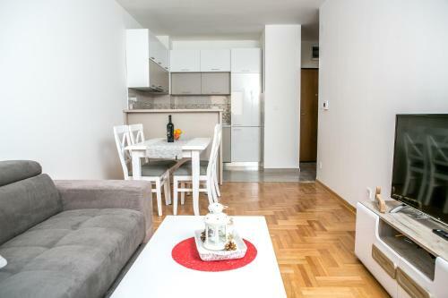 Ana Apartment