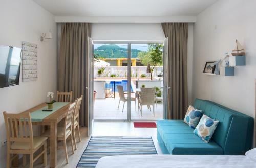 Luxurious Apartments Aria
