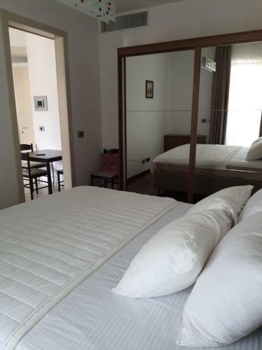 Revenu Apartments