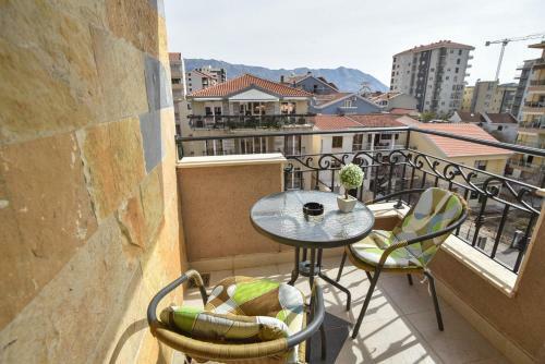 Lux Apartments M