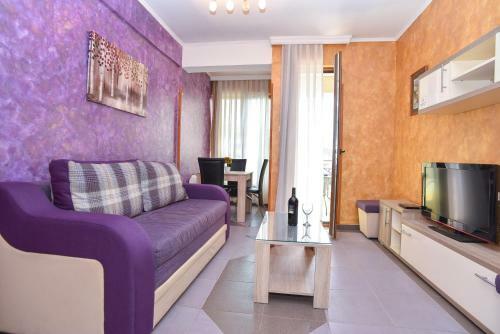 Lux Apartments M