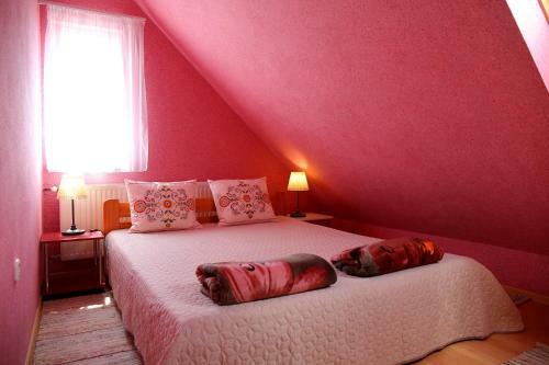 Hillside House Eger