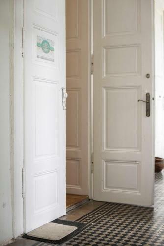 Suzy Apartman