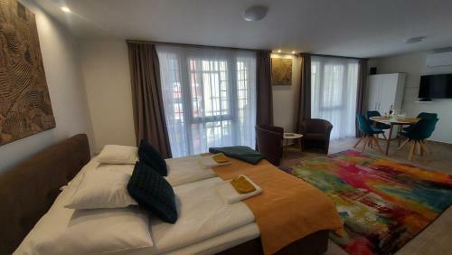 City Center Apartmanh�z