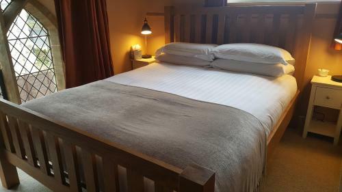 Hostal The Belfry, Restaurant And Rooms