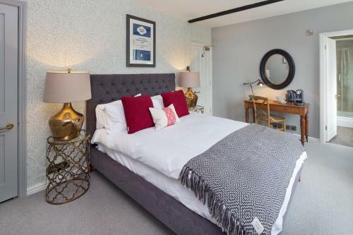 Grapevine Hotel