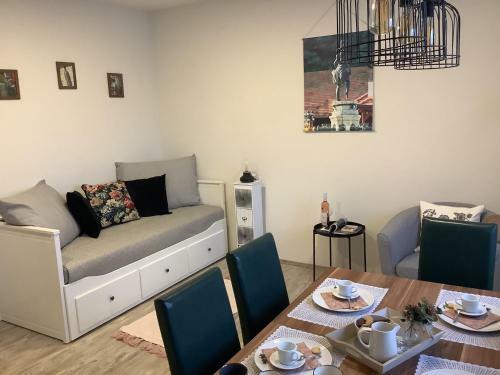 Ez�st Bor�ka Apartman