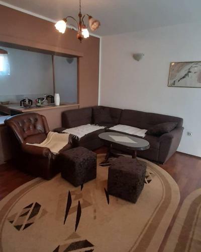 Apartmani Lov?evi?