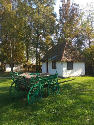 Agroturismo Etno Park Avlija Glu?ci