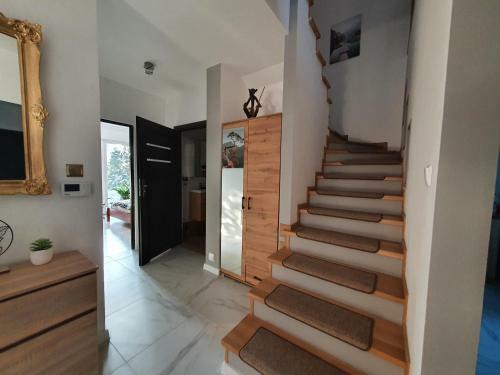 Villa Nowy Dom Apartament Z Widokiem Na G�ry 8 Os�b