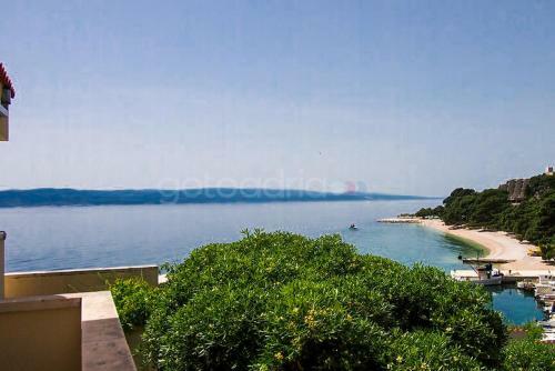 Beachfront Brela Apartments Ljubica