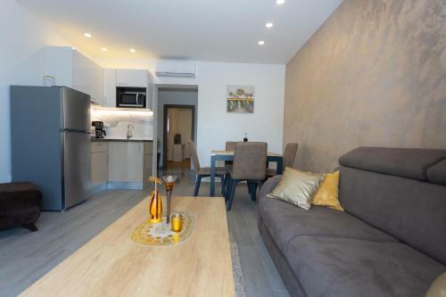 Hostal Apartments Vicin