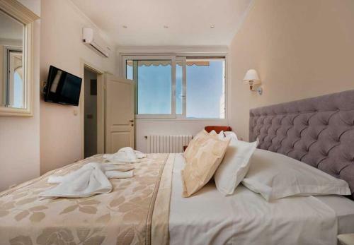 Apartments Draga - 10 M From Sea