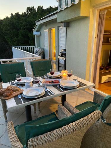 Werz Sea View Apartment