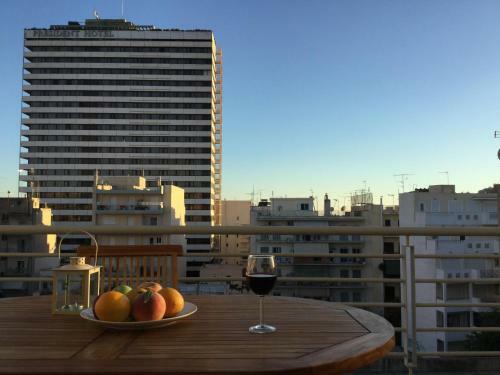 Apartamento Skyview Penthouse / Central Athens