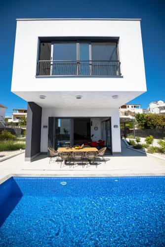 Villa Katina