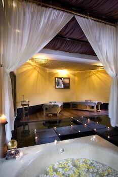 Hotel Kupu Kupu Barong Villas & Tree Spa