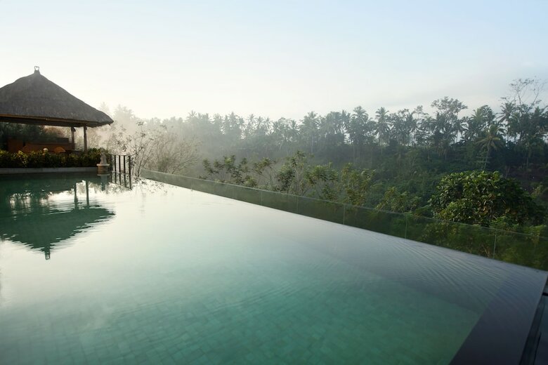 Hotel Kamandalu Resort & Spa