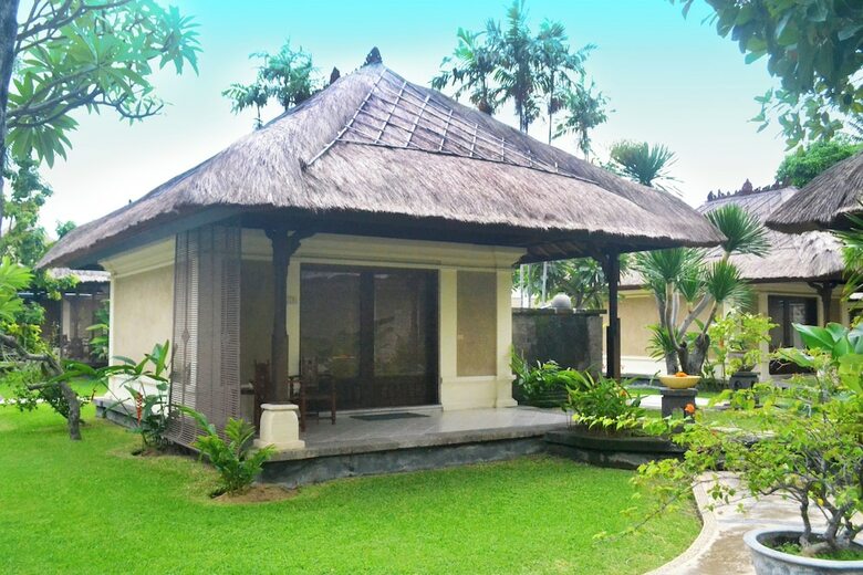 Hotel Puri Bagus Lovina