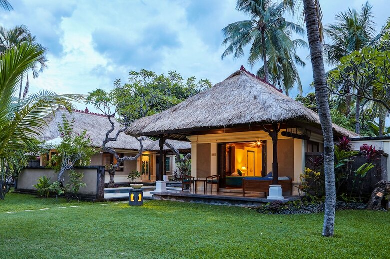 Hotel Puri Bagus Lovina