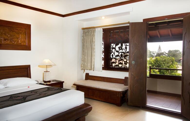 Hotel Grand Balisani Suites