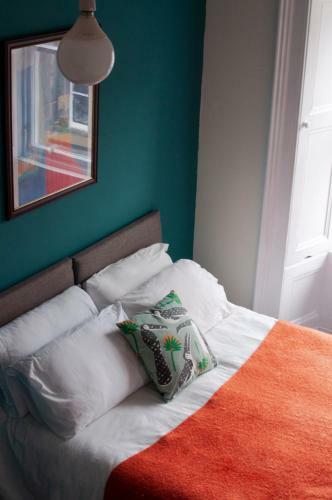 Willy Wallace Hostel Ltd